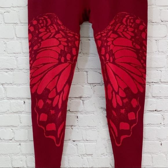 Fabletics Butterfly Seamless Jaquard Leggings 7/8 - Picture 14 of 14